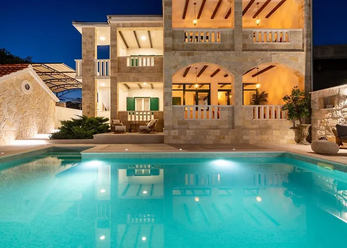 H-resort Villa *